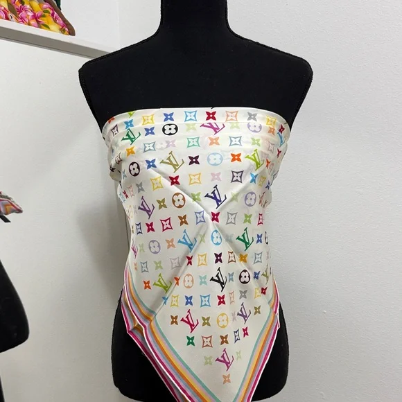 Louis Vuitton Multicolor Monogram Scarf - Picture 3 of 6